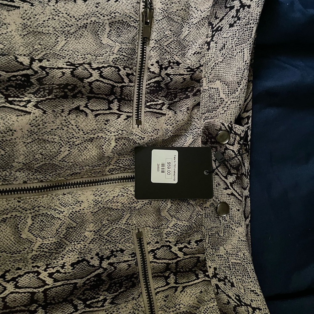 NWT Faux Snake Skin A line stretch skirt